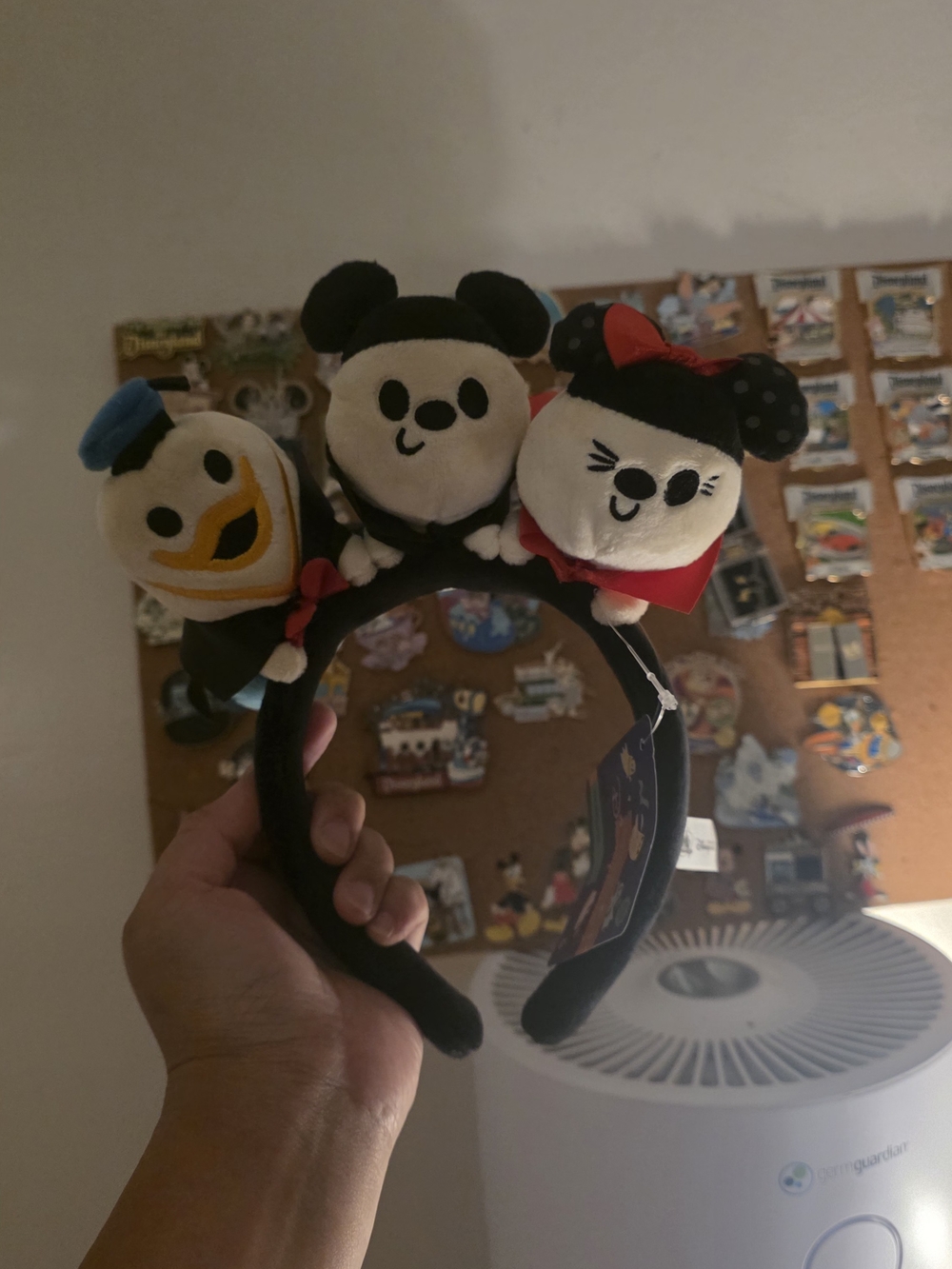 NWT HONG KONG DISNEY HALLOWEEN PLUSH EARS